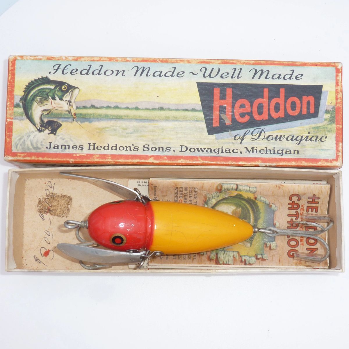 Antique Heddon Dowagiac Musky crazy crawler lure with box & paper