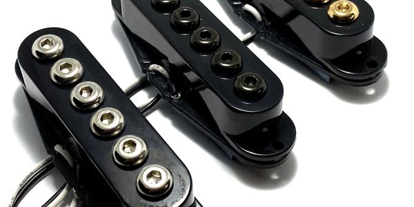 Dragonfire Pickups Sample Single Coil Strat Pickups, Featuring Crusader Singles with Pole Color Opts