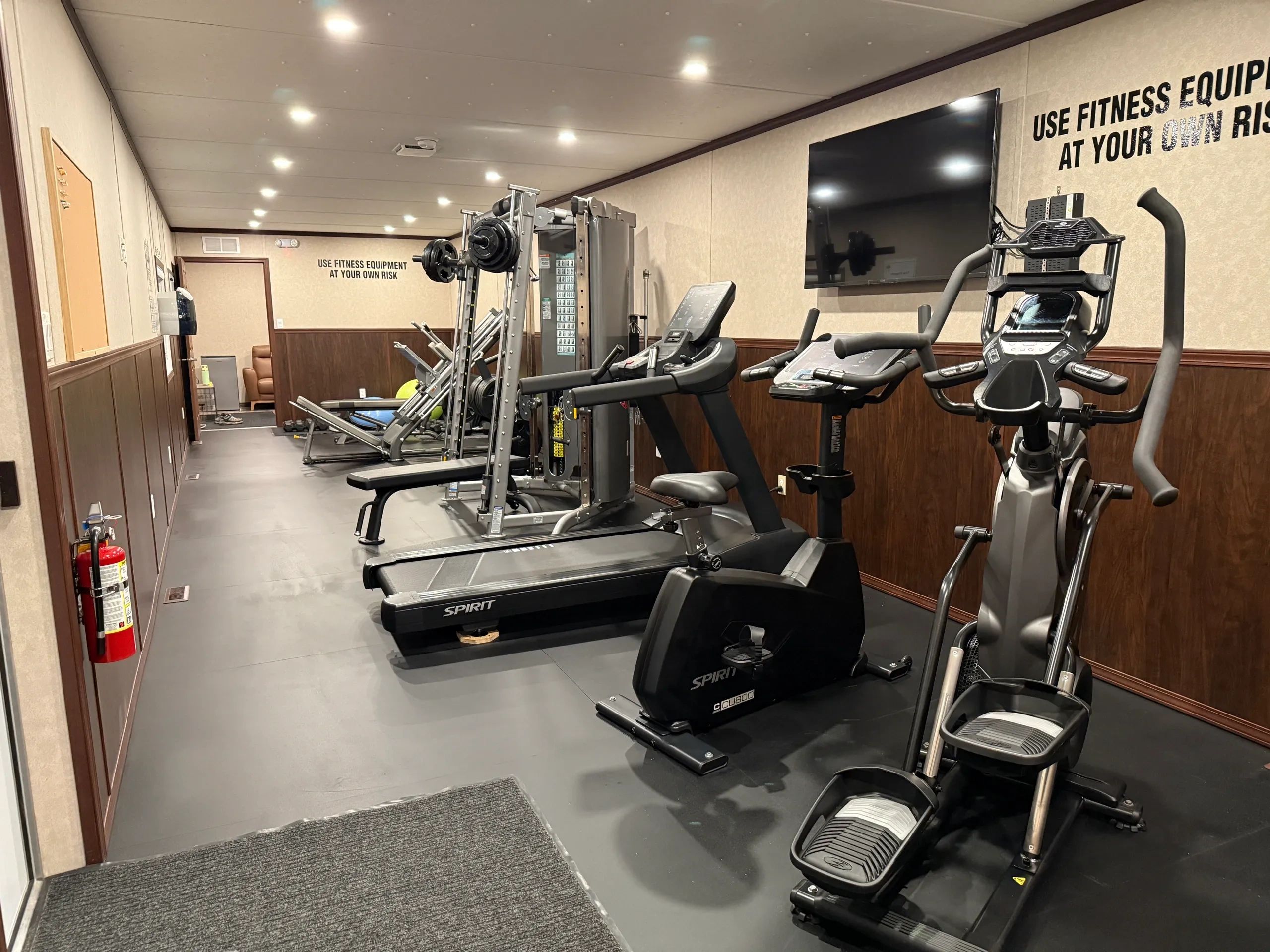 Gym Shack Krown-Pel Ventures inc - Portable Gym Shack, Oilfield Gym Shack ...