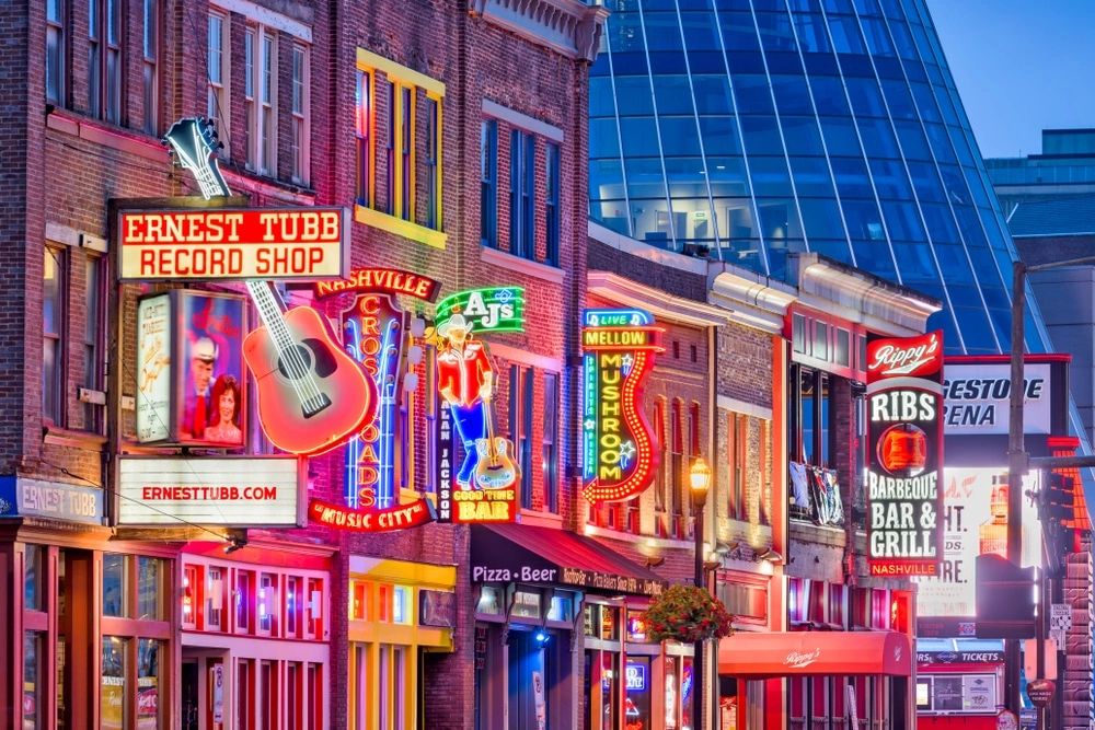 Neon in Nashville