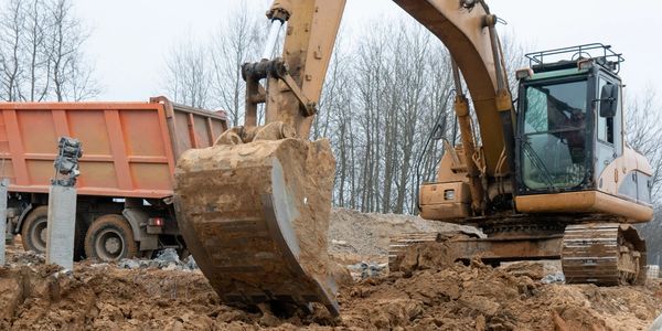 I am comfortable working on all aspects of trucks, trailers and equipment. Whether its diesel engines (old and new) , air systems or hydraulics there isn't much I haven't seen 