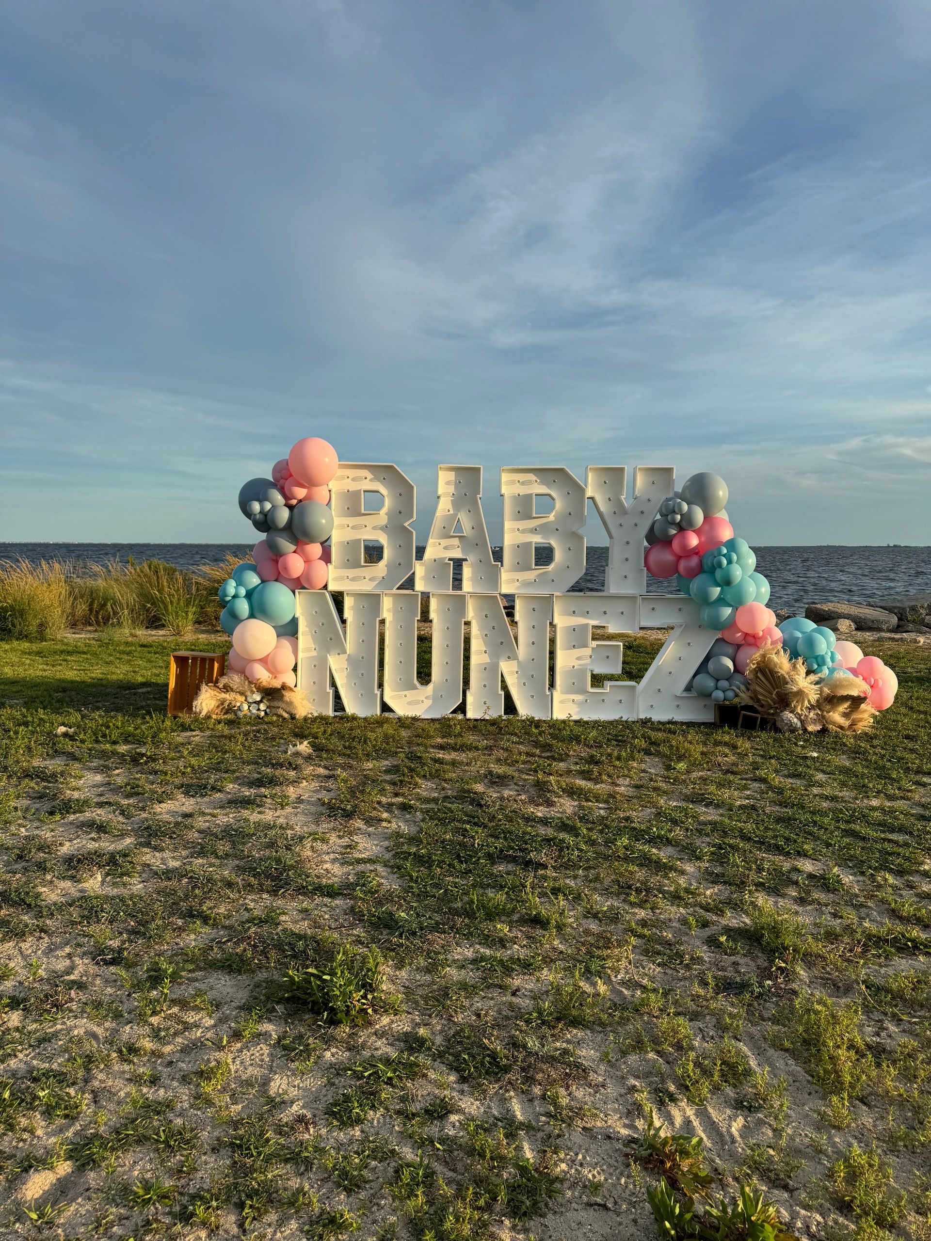LED marquees Long Island light up letters near me LI balloon decorations balloons artist garland art