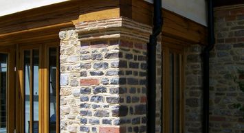 Iron stone Pier and Bargate walling Farnham Surrey. Simply Stonework