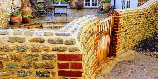 Bargate stone Garden wall Built by Simply Stonework