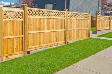Wood Fencing Driveway, Privacy Fencing 