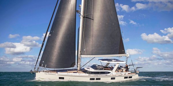 Hylas Yachts Partners With North Sails