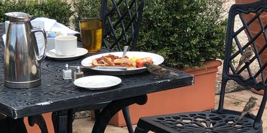 St. Augustine- Birds in Restaurants 