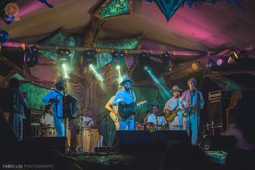 Canto dos curandeiros Festival Mundo Sol Lagoinha Rezo musica medicina ayahuasca meditação espirito