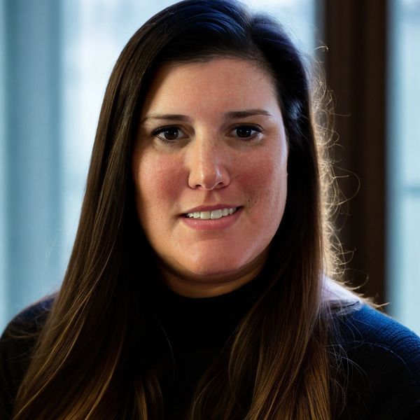 Becky Stein Headshot 