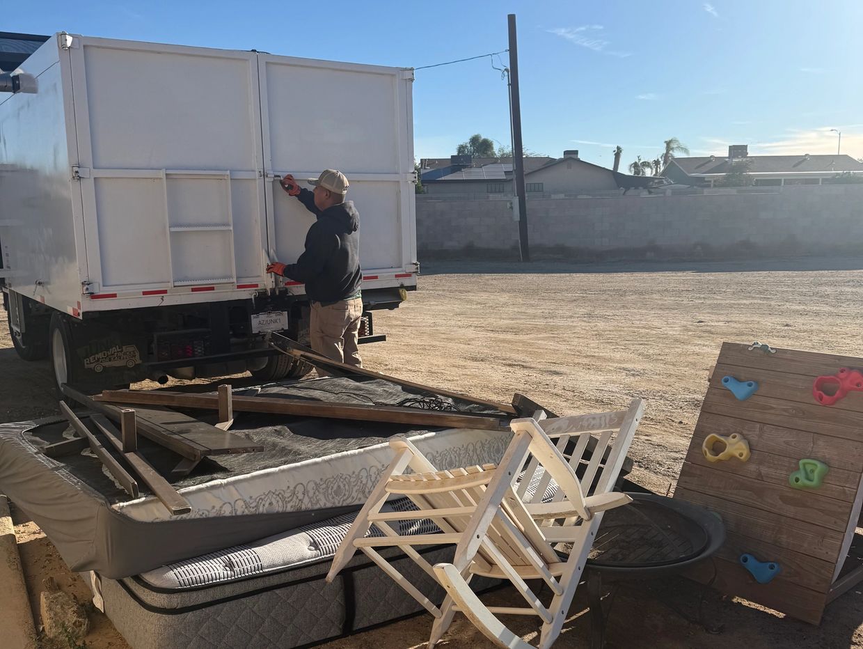 junk removal in el centro
junk removal in imperial valley 
junk removal near me
junk removal in Yuma