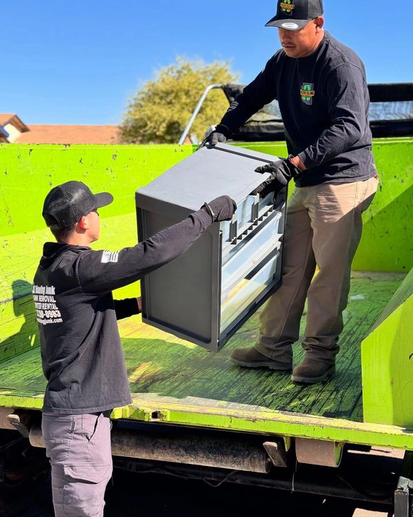 Junk Removal in Yuma, One Item junk removal, Bulk junk pick up, Mattress removal, shed clean out