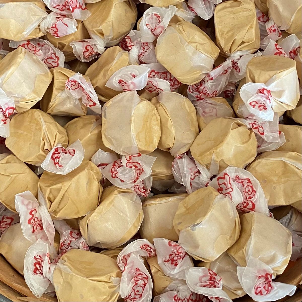 Taffy Town Maple Salt Water Taffy 1 lb Soft Chewy Candy - Picture 4 of 4