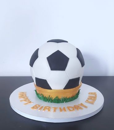 Football cake