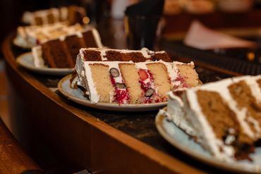wedding cake slices
