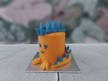 dinosaur mini cakes