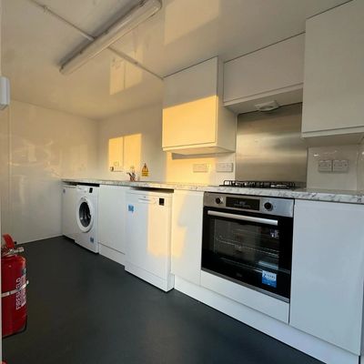 Internal view temporary kitchen pot
