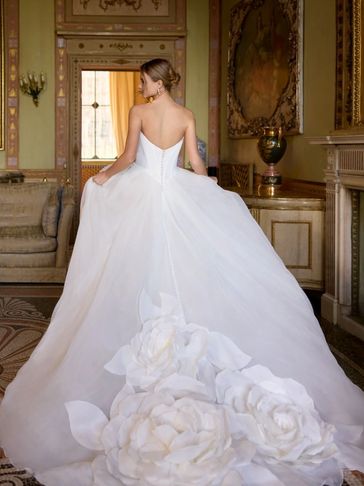 Vintage Violet: Bridal & Special Occasion Dresses in Edwardsville, IL Vintage Violet: Bridal & Special Occasion Dresses in Edwardsville, IL