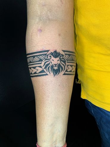 Lion Armband Tattoo Design | Armband Tattoo Design For Men
