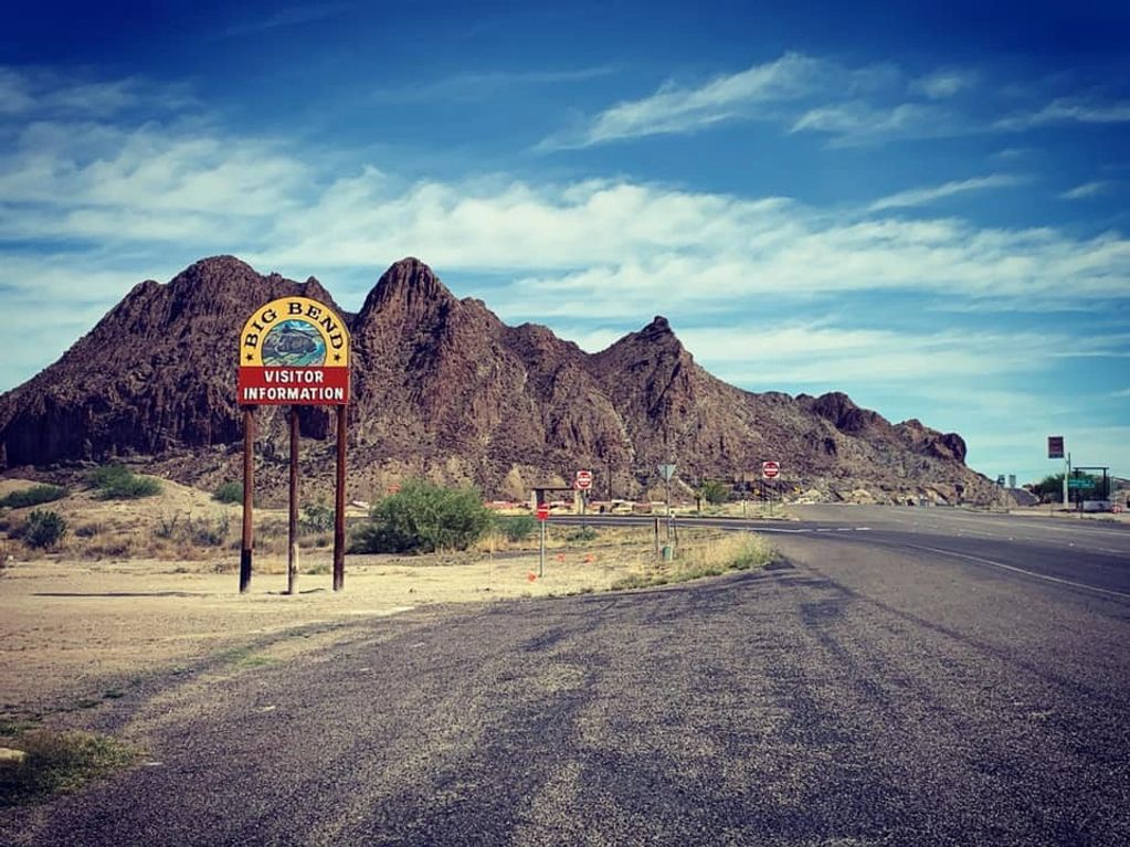 Visit Big Bend Visitor Information Kiosk, with Bee Mountain in the background.