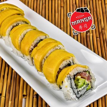 PIKACHU ROLL : Avocado, cucumber, tuna, mango on top