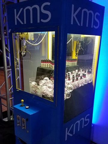 Rent Custom Branded Claw Machines - Detroit, MI