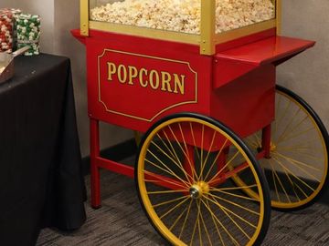 Popcorn Cart Rentals Chicago, NYC, Detroit, Milwaukee, Madison, Indianapolis, Minneapolis, St. Louis