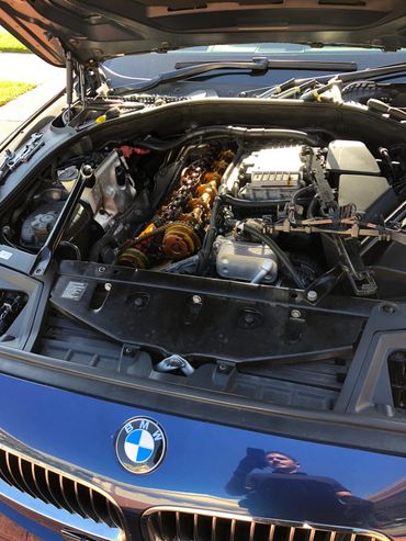 BMW engine oil leak fixed. Valve cover gasket replacement.