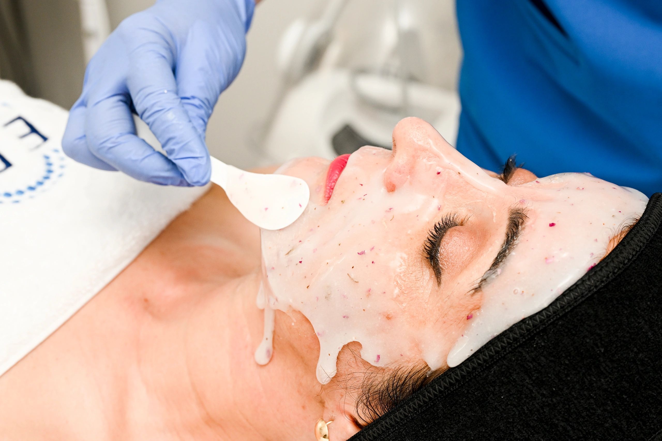 Leeia Signature Facial in Montrose Chicago