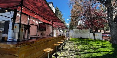 Outdoor garden and bar