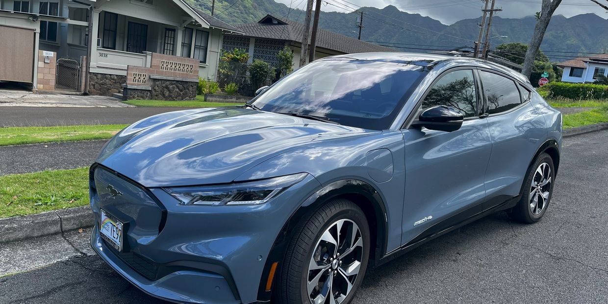 Blazing Blue Beauty: The 2023 Ford Mustang Mach-e