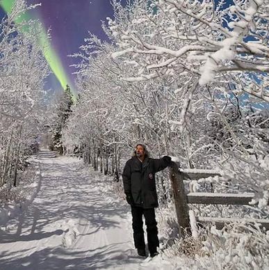 Joseph Bradley, Yukon Northern Lights, Yukon Skies, Aurora Borealis, Northern Light Tours Yukon