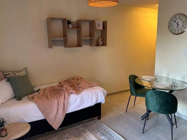 Single bedroom - deluxe unit