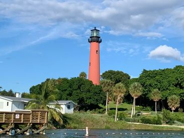 Full Day: Private Boat Cruise from Palm Beach to Jupiter - Relax and reset on this full day on the w