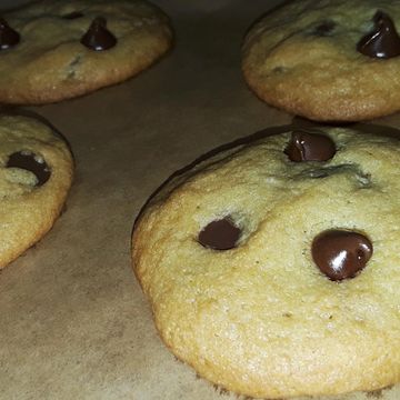 Chocolate chip cookies