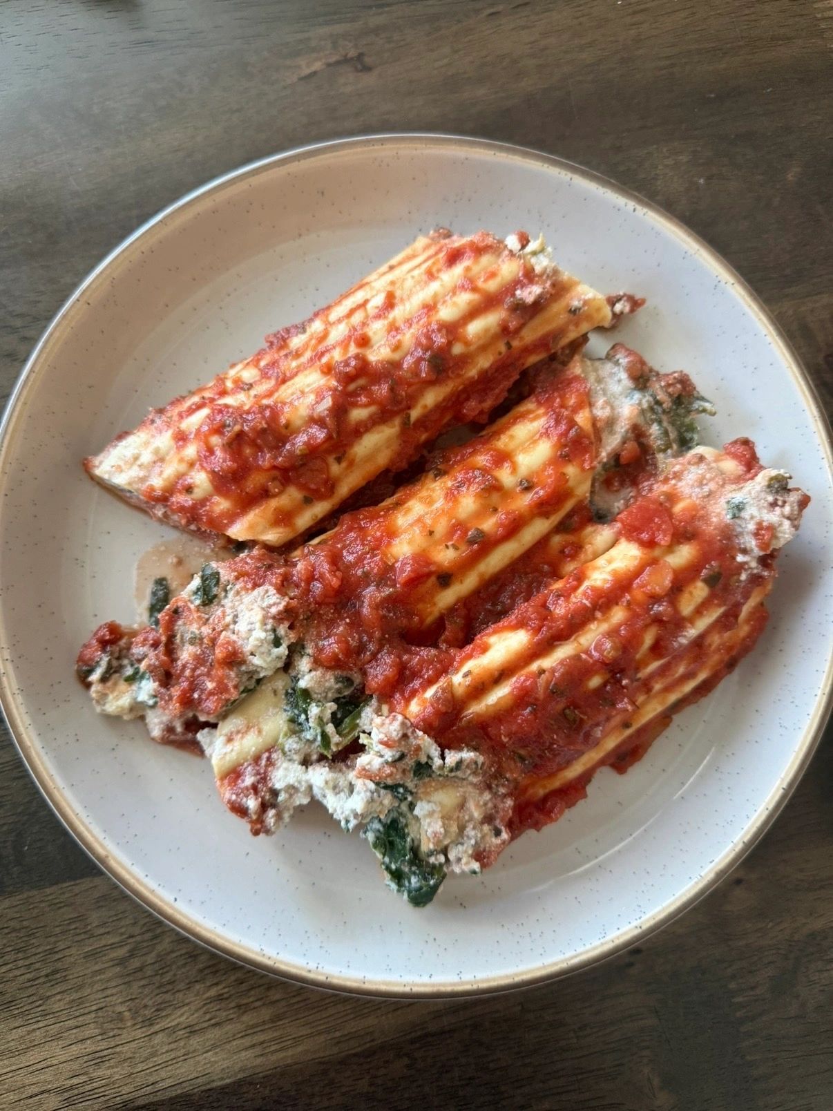 Easy, Cheesy Beef Manicotti Recipe, image size:1206x1608