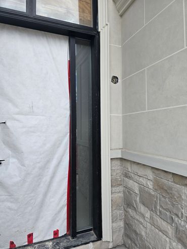 Front entrance door caulking perimeter 