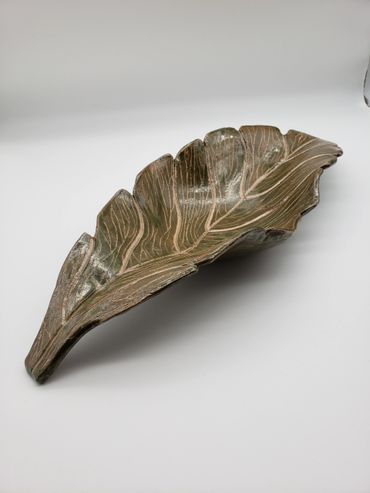 ceramic leaf
