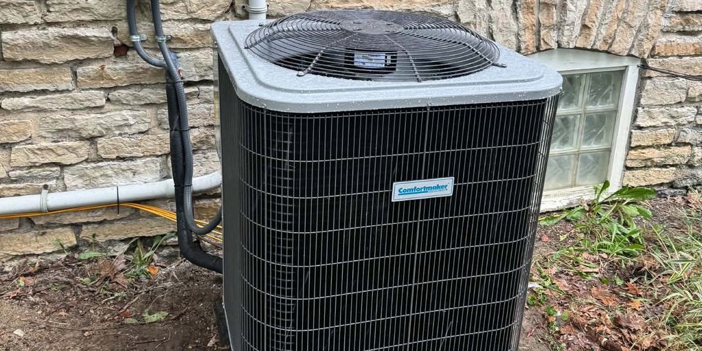 Comfortmaker AC unit. 