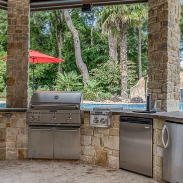 Contractor for Outdoor Kitchen Build
Outdoor kitchen builder, Tyler, TX