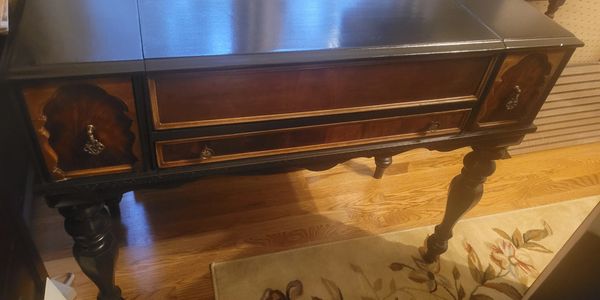 Beautifully refinished Spinet desk