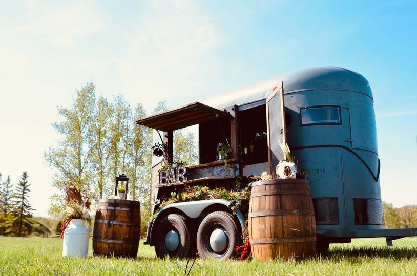 Boots & Banter mobile bar trailer serving weddings, & events celebrations throughout Manitoba.
