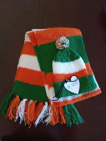 bevscraft.com.au hand knitted supporters scarf and beanie NRL ARL your teams colour