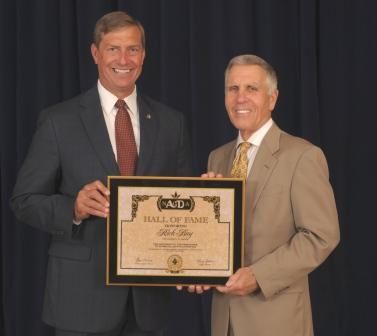 Rick accepts NCADA Award from President Randy Spetman