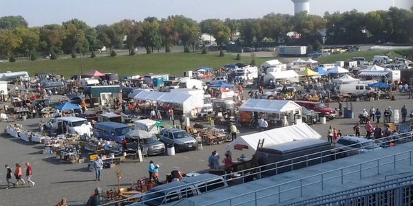 St. Paul Spring Antique Show 2023