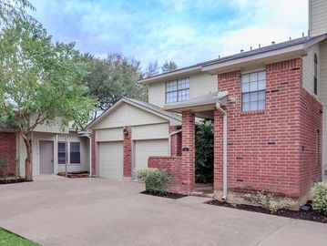 Northwest Austin Apartments, Apartments Near Apple Austin, Austin Apartments, North Austin Apartment