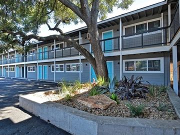 Austin Apartments, Allendale, Central Austin Apartments, UT campus Apartments, Hyde Park Apartments