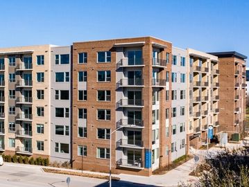 Southeast Austin Apartments, Austin Apartments, Apartments on UT Shuttle, UT Shuttle Apartments