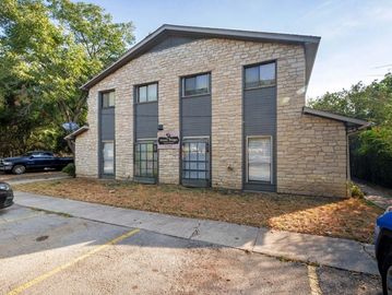 Lockhart Apartments, Apartments in Lockhart Texas, Lockhart Rentals, Lockhart Texas Apartments 