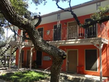 East Austin Apartments, Apartments in East Austin, Austin Apartments, Austin Texas Apartments