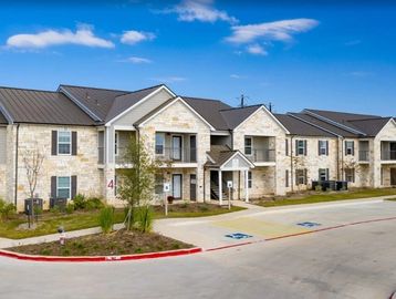 Dripping Springs Apartments, Apartments in Dripping Springs Texas, Dripping springs Rentals